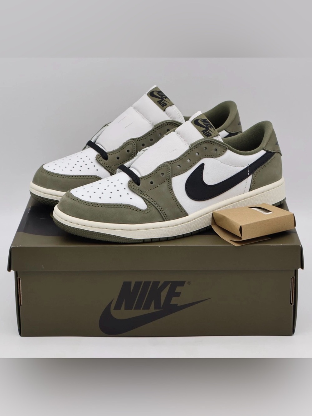 Nike Air Jordan 1 Low OG Medium Olive